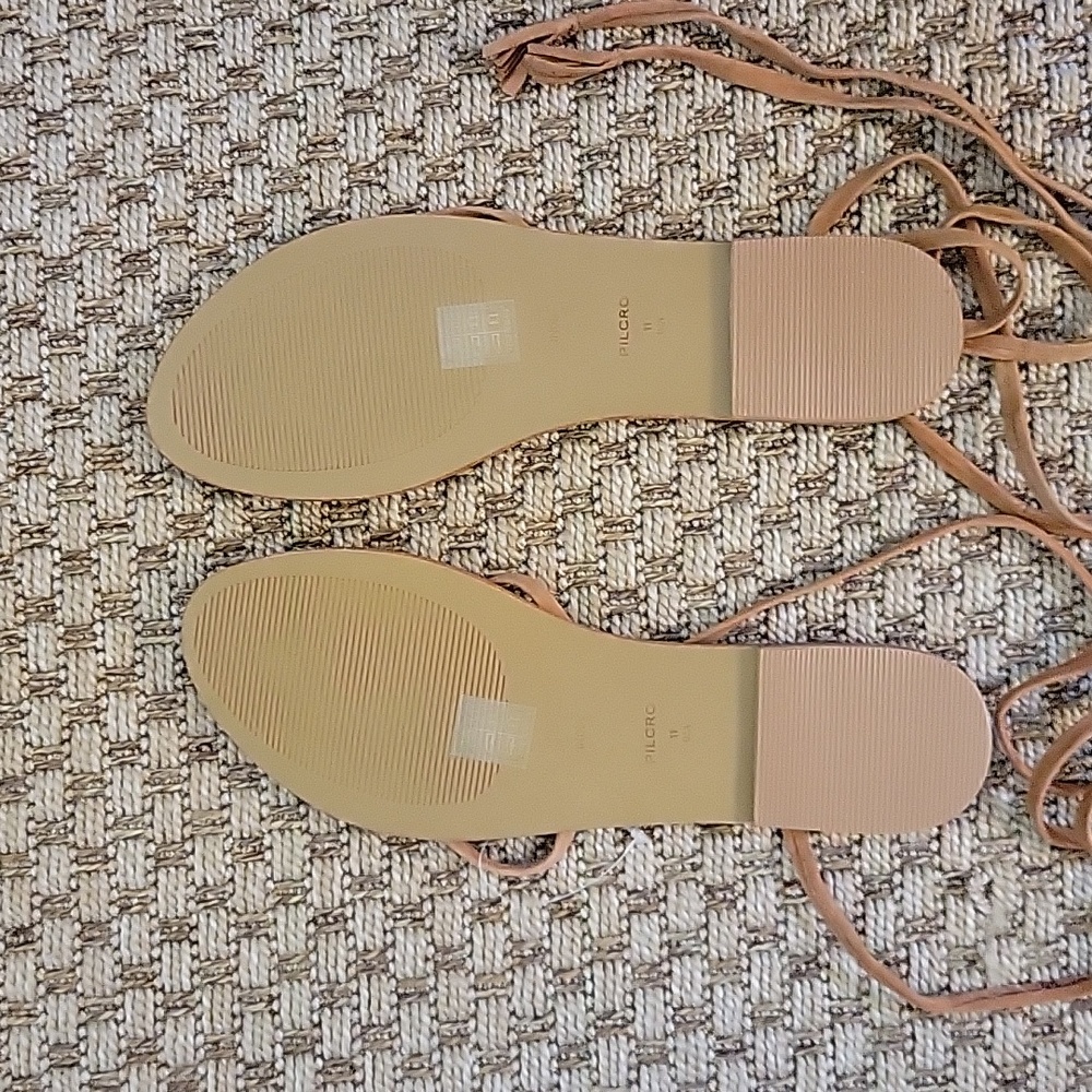 Sandals - Picture 3 of 3